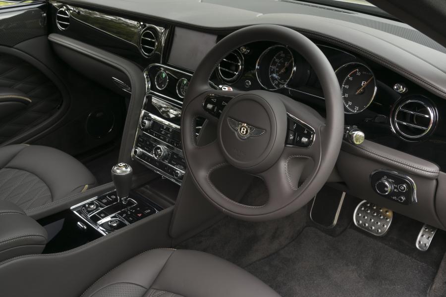 Торпедо Bentley Mulsanne Speed 2016 года  (UK) (фото 3 из 3)